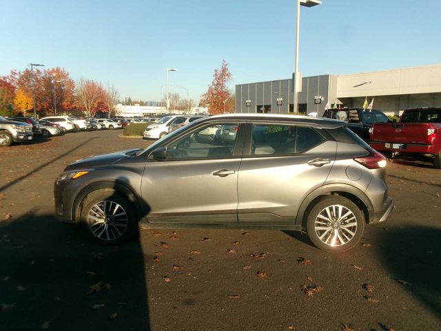 2021 Nissan Kicks SV