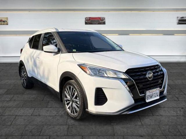 2021 Nissan Kicks SV