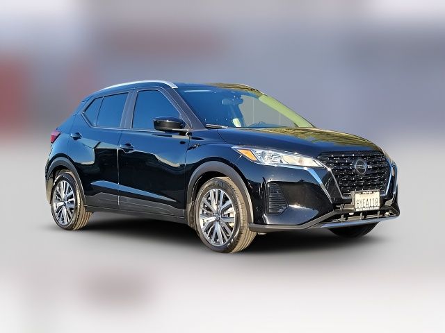 2021 Nissan Kicks SV