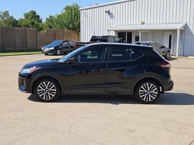 2021 Nissan Kicks SV