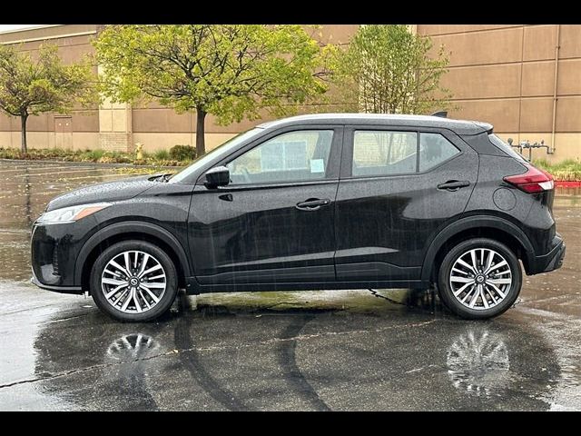 2021 Nissan Kicks SV