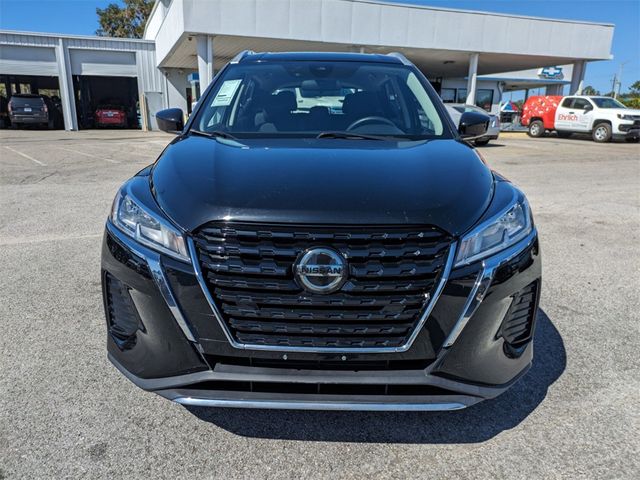 2021 Nissan Kicks SV