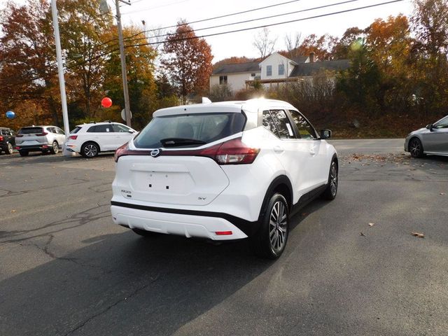 2021 Nissan Kicks SV