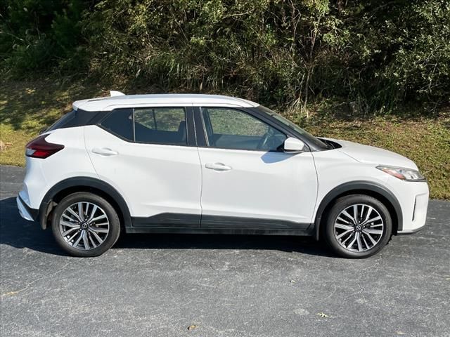 2021 Nissan Kicks SV