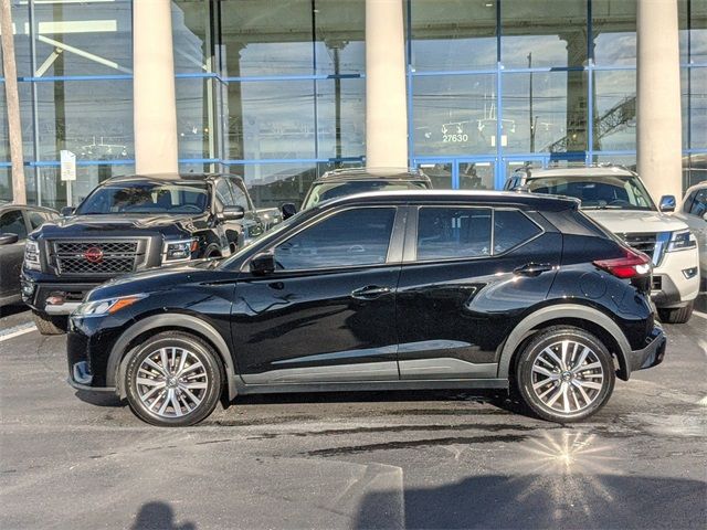 2021 Nissan Kicks SV