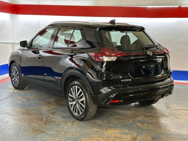 2021 Nissan Kicks SV