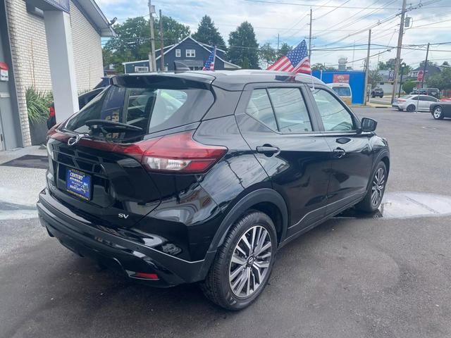 2021 Nissan Kicks SV