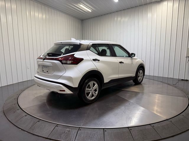 2021 Nissan Kicks S