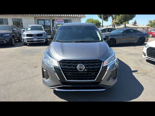 2021 Nissan Kicks S