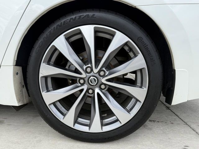 2021 Nissan Maxima Platinum