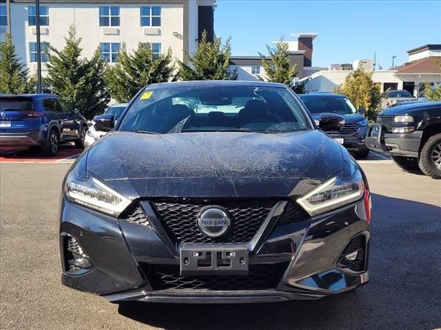 2021 Nissan Maxima SR