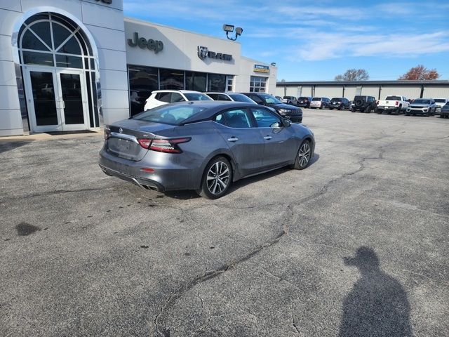 2021 Nissan Maxima SV