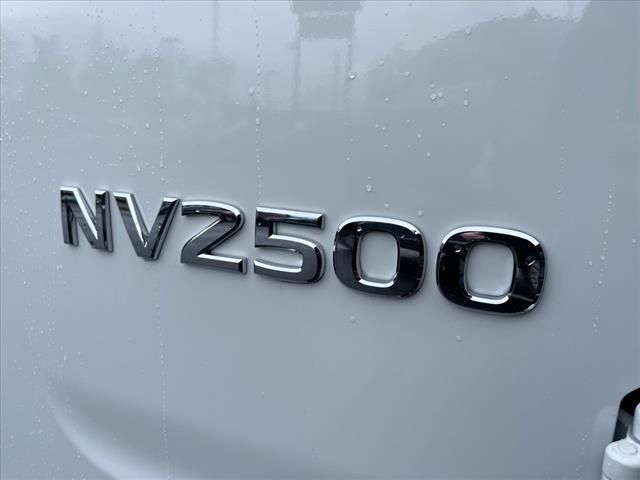 2021 Nissan NV SV