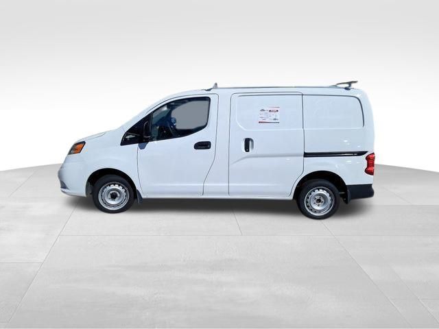 2021 Nissan NV200 S