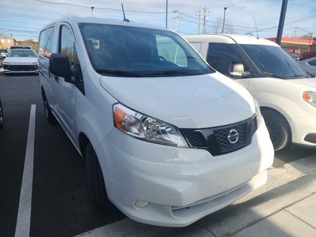 2021 Nissan NV200 S