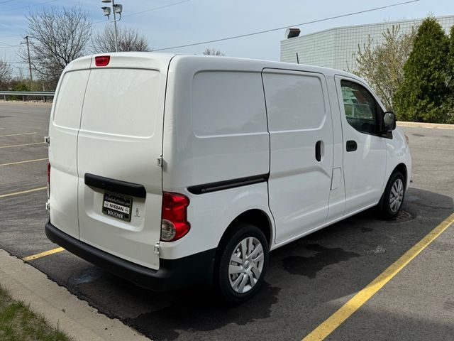 2021 Nissan NV200 S