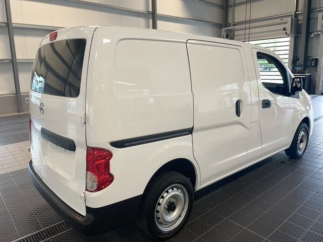 2021 Nissan NV200 S