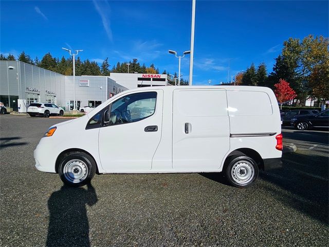 2021 Nissan NV200 S