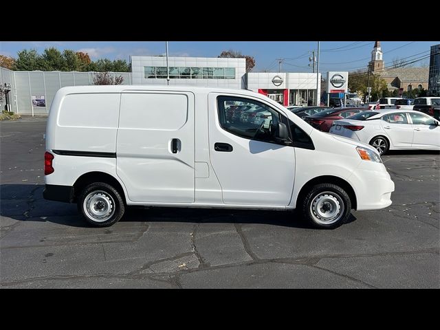 2021 Nissan NV200 S