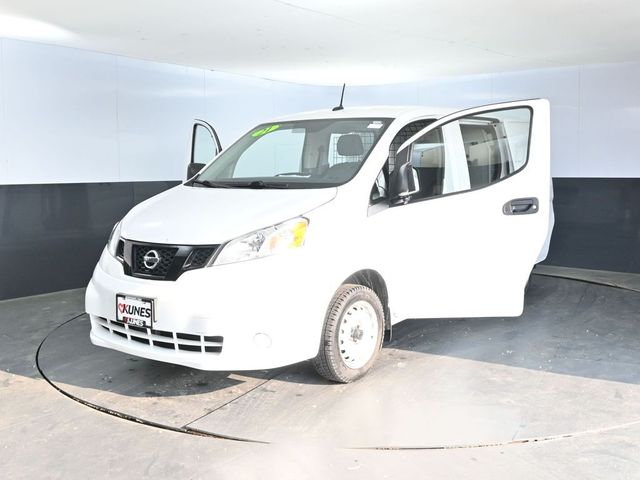 2021 Nissan NV200 S