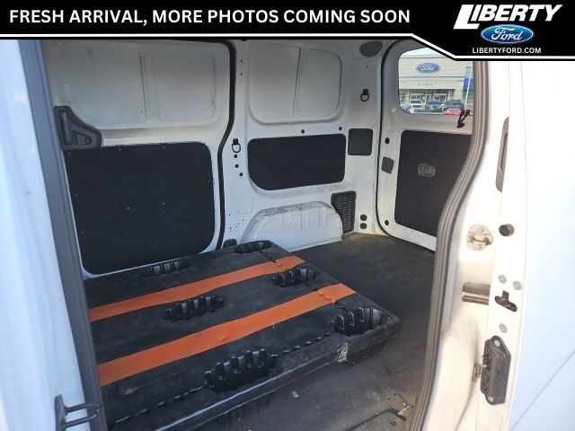 2021 Nissan NV200 S