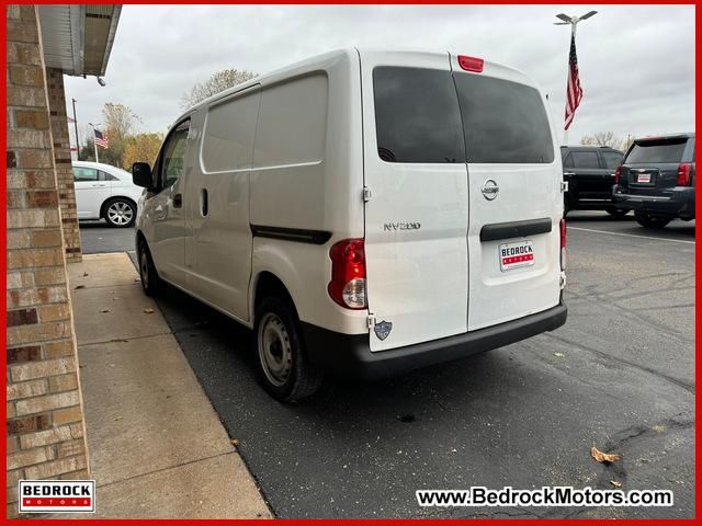 2021 Nissan NV200 S