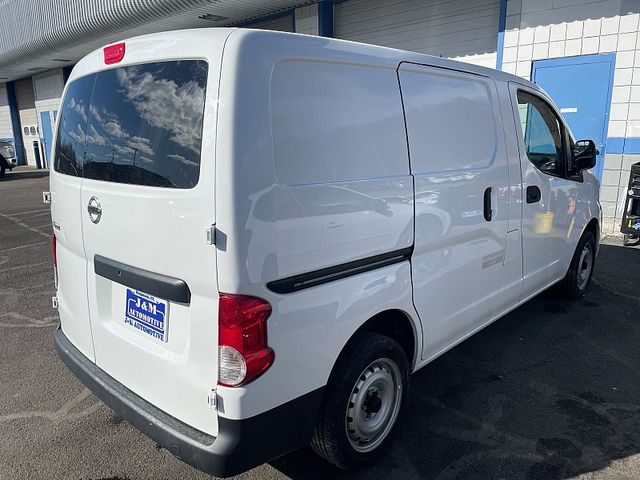 2021 Nissan NV200 S