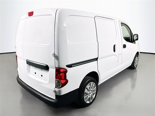 2021 Nissan NV200 S