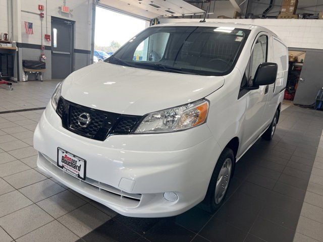 2021 Nissan NV200 S