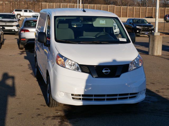 2021 Nissan NV200 S