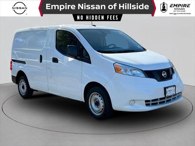 2021 Nissan NV200 S