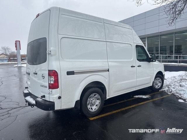 2021 Nissan NV SV