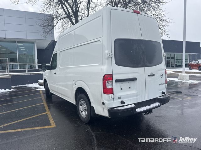 2021 Nissan NV SV