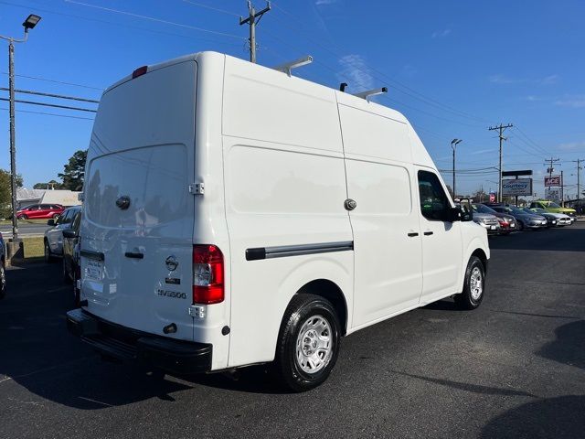 2021 Nissan NV SV