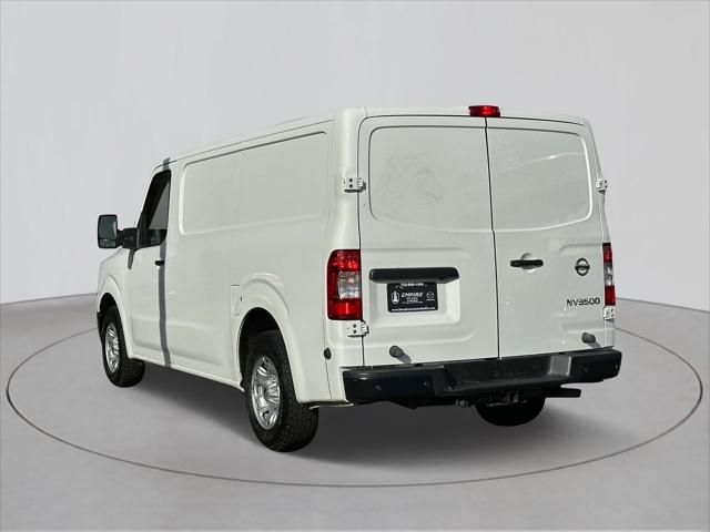 2021 Nissan NV SV