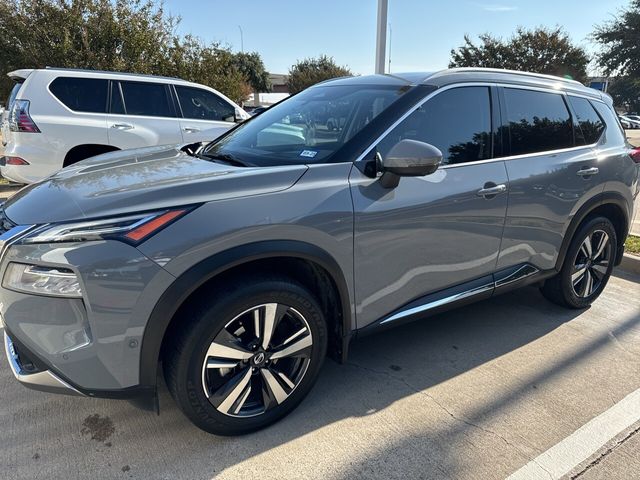 2021 Nissan Rogue Platinum