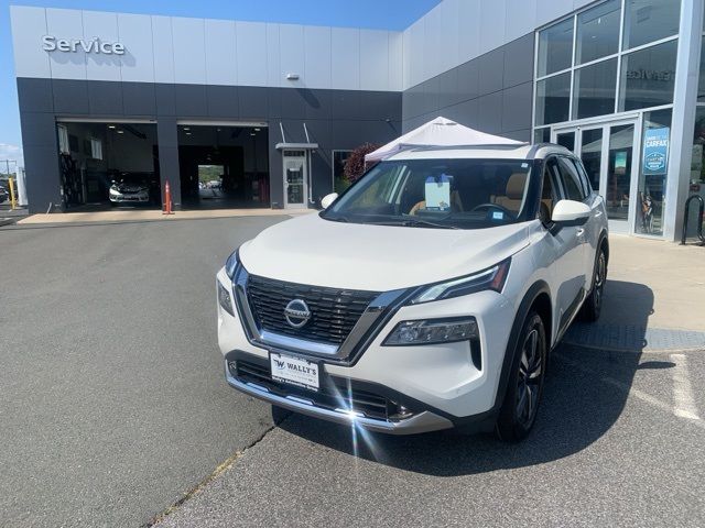 2021 Nissan Rogue Platinum