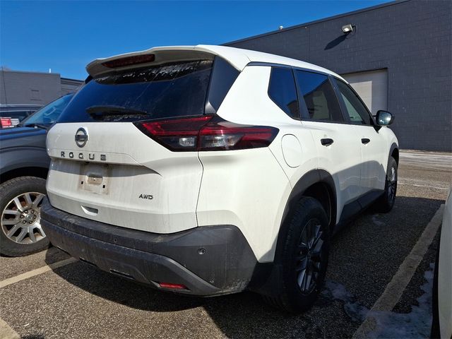 2021 Nissan Rogue S