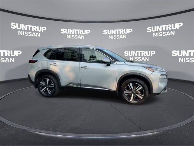 2021 Nissan Rogue SL