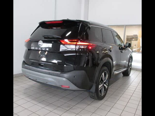 2021 Nissan Rogue SL