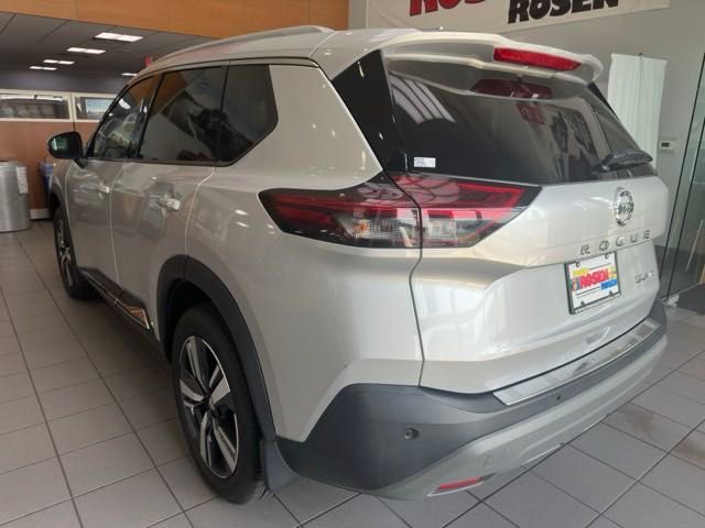 2021 Nissan Rogue SL