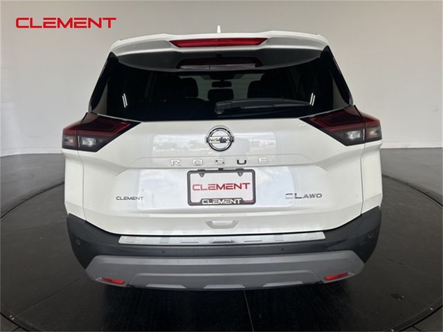 2021 Nissan Rogue SL