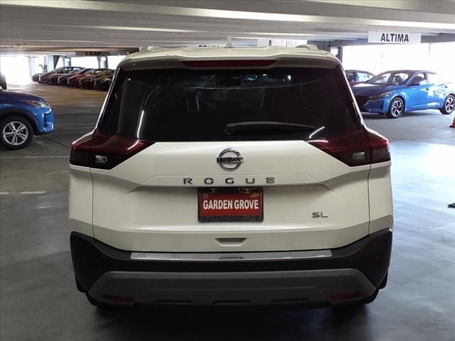 2021 Nissan Rogue SL