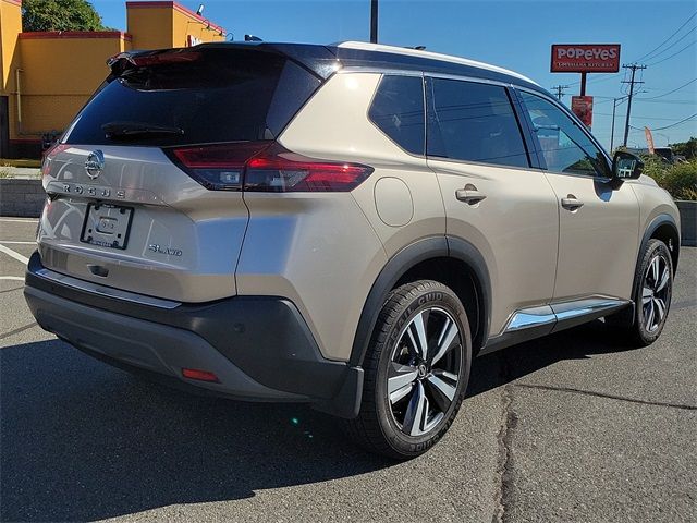 2021 Nissan Rogue SL