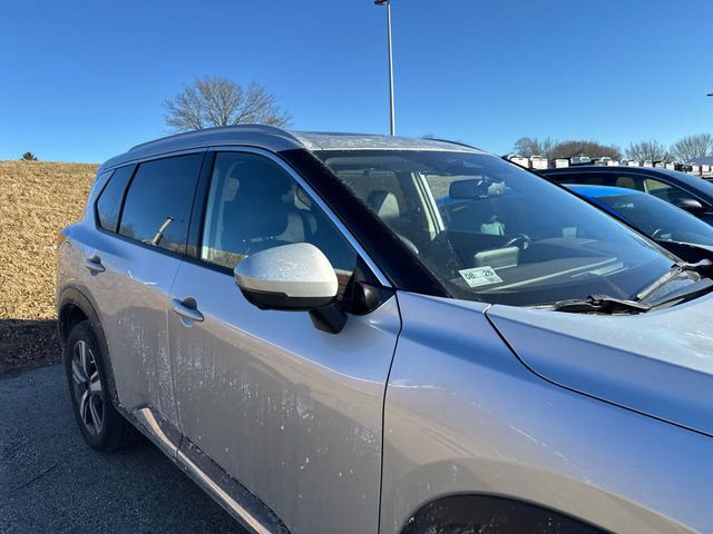 2021 Nissan Rogue SL