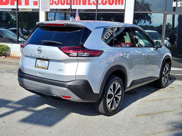 2021 Nissan Rogue SV