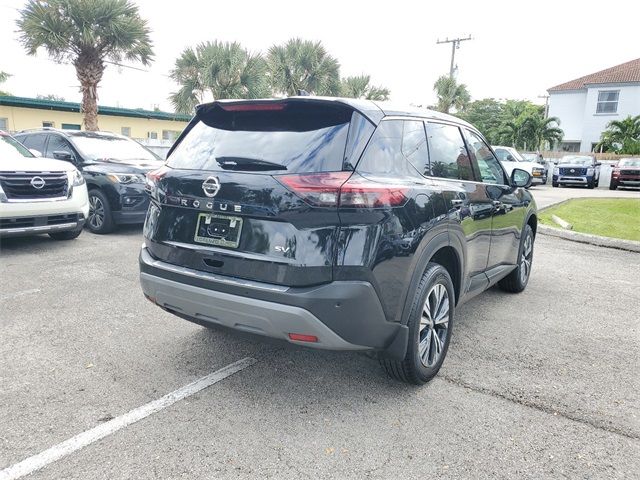 2021 Nissan Rogue SV