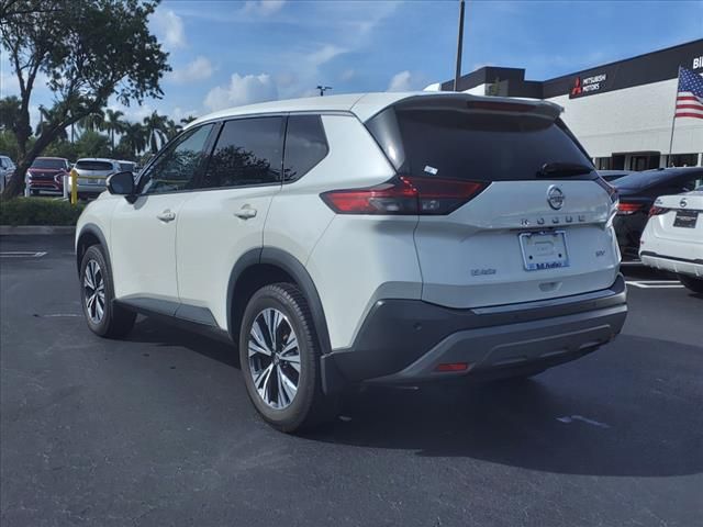 2021 Nissan Rogue SV