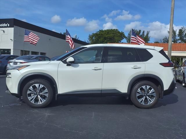 2021 Nissan Rogue SV