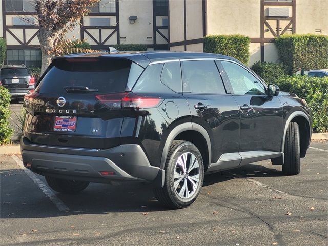 2021 Nissan Rogue SV